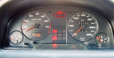 -audi-coupe-pribornaya-panel-audi.jpg